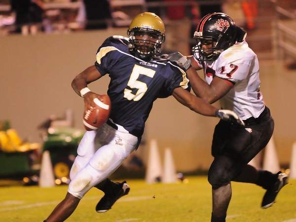 2010 Michigan Wolverine QB Cornelius Jones